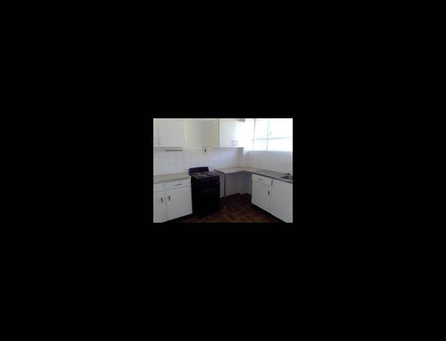 2 BEDROOM PROPERTY TO RENT IN FLORIDA